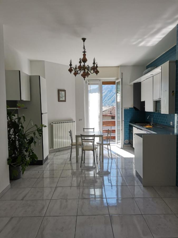 Appartement La Casa Del Quirino à Tirano Extérieur photo